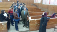 The university president inspects the exams in the faculty